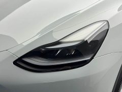 Tesla Model Y Rear-Wheel Drive - ფოტო 17
