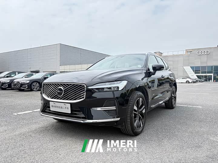 Volvo XC60 B5 AWD Smart Remote Luxury Edition - ავტომობილი ჩინეთიდან