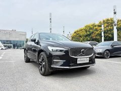 Volvo XC60 B5 AWD Smart Remote Luxury Edition - ფოტო 3