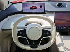 Luxeed Zhiji R7 Pure Electric 736km Ultra - ფოტო 17