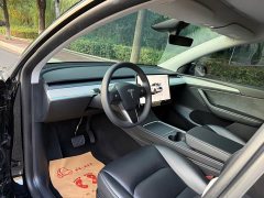 Tesla Model Y Rear-Wheel Drive - ფოტო 10