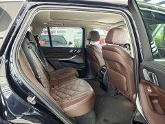 BMW X5 2022 xDrive 30Li Luxury M Sport Package - ფოტო 8