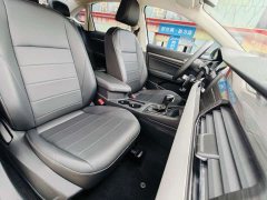 Volkswagen Lavida 1.5L Automatic Comfort - ფოტო 17