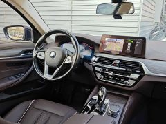 BMW 5 Series Facelift 530Li Premier Luxury Package - ფოტო 9