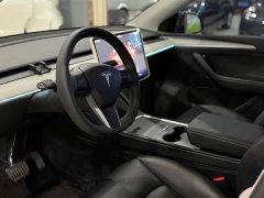 Tesla Model Y Rear-Wheel Drive - ფოტო 4