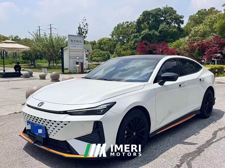 Changan UNI-V 1.5T Sport Edition - ავტომობილი ჩინეთიდან