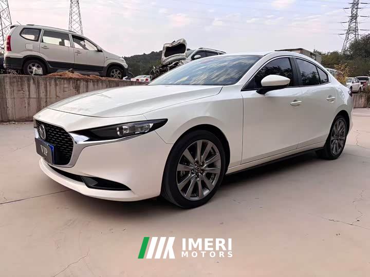 Mazda3 Axela 2.0L Automatic Brilliant Edition