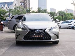 Lexus ES 300h Premium Edition - ფოტო 2
