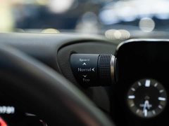 Lexus ES 300h Premium Edition - ფოტო 20