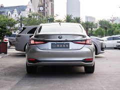 Lexus ES 300h Premium Edition - ფოტო 5