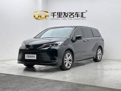 Toyota Sienna 2.5L Hybrid AWD Premium - ფოტო 1
