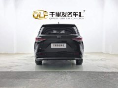 Toyota Sienna 2.5L Hybrid AWD Premium - ფოტო 3