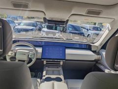 Land Rover Freelander 8 Max Edition 6-seater - ფოტო 3