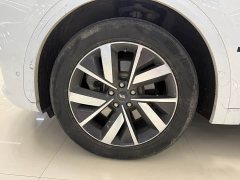 Li Auto L7 Pro - ფოტო 13