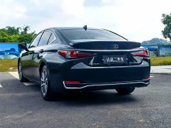 Lexus ES 2022 300h Excellence Edition - ფოტო 5