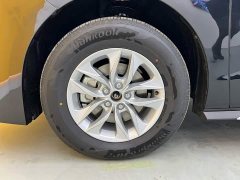 Toyota Gravia 2.5L Hybrid Comfort Edition - ფოტო 10