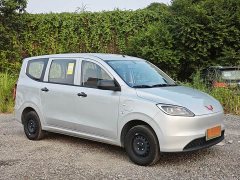 Wuling Hongguang New Energy 2024 Pure Electric 300KM Standard - ფოტო 3