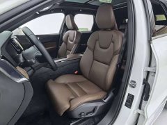 Volvo XC60 2022 B5 AWD Smart Remote Luxury Edition - ფოტო 19