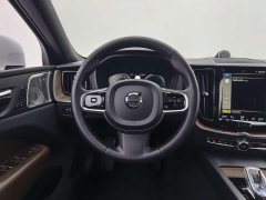 Volvo XC60 Plug-in Hybrid T8 E-Drive Hybrid Elegant Luxury Edition - ფოტო 13