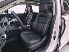 Lincoln Explorer 2.0T Two-Wheel Drive Premium - ფოტო 20