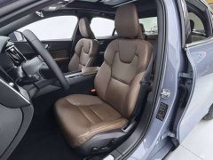 Volvo S60 B4 Smart Luxury Edition - ფოტო 18