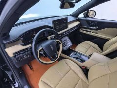 Lincoln Explorer 2.0T Two-Wheel Drive Premium - ფოტო 19