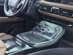 Lincoln Navigator 2021 Facelift 2.7T AWD Zunyue Edition - ფოტო 4