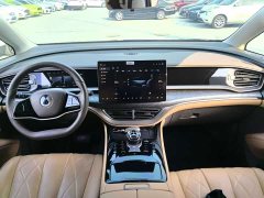 Denza BYD Denza D9 DM-i 1050 Premium - ფოტო 9