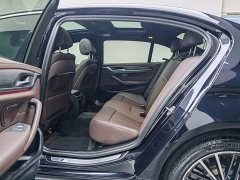 BMW 5 Series 530Li Premier M Sport Package - ფოტო 17
