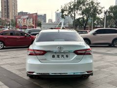 Toyota Camry 2.0G Luxury Edition - ფოტო 4