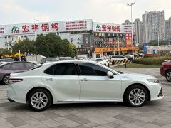 Toyota Camry 2.0G Luxury Edition - ფოტო 5