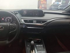 Lexus UX New Energy 2020 300e Pure Joy Edition - ფოტო 13