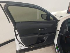 Lexus UX New Energy 2020 300e Pure Joy Edition - ფოტო 7