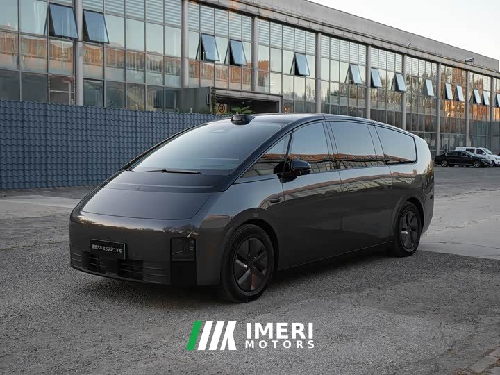 Li Auto Li Xiang MEGA 2024 Ultra - ავტომობილი ჩინეთიდან