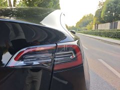 Tesla Model Y Long Range All-Wheel Drive - ფოტო 10