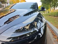 Tesla Model Y Long Range All-Wheel Drive - ფოტო 12