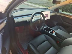 Tesla Model Y Long Range All-Wheel Drive - ფოტო 4