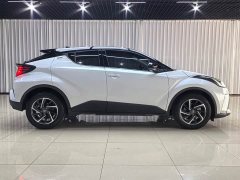 Toyota C-HR 2021 2.0L Luxury - ფოტო 4