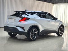 Toyota C-HR 2021 2.0L Luxury - ფოტო 5