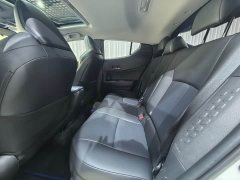 Toyota C-HR 2021 2.0L Luxury - ფოტო 9