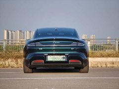 Xiaomi SU7 Rear-Wheel Drive Standard Edition - ფოტო 8