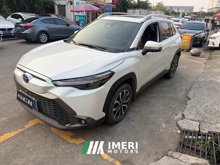 Toyota Frontlander 2.0L CVT Luxury - ავტომობილი ჩინეთიდან