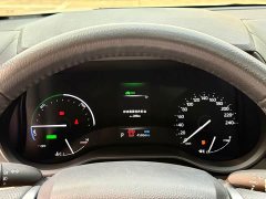 Toyota Grevias 2.5L Hybrid Premium VIP Edition - ფოტო 10