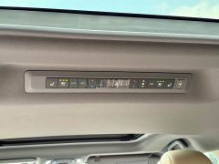 Toyota Grevias 2.5L Hybrid Premium VIP Edition - ფოტო 16