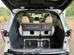 Toyota Grevias 2.5L Hybrid Premium VIP Edition - ფოტო 18