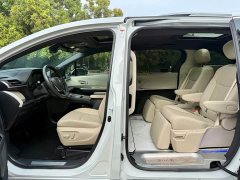 Toyota Grevias 2.5L Hybrid Premium VIP Edition - ფოტო 7