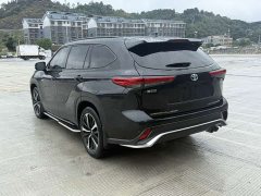 Toyota Crown Venza 2.5L HEV AWD Premier - ფოტო 7
