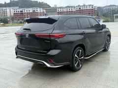 Toyota Crown Venza 2.5L HEV AWD Premier - ფოტო 9