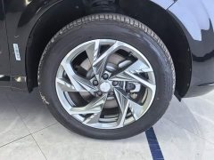 FAW Red Flag HS3 PHEV 117km Dynamic Edition - ფოტო 6