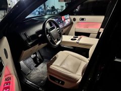 Li Auto L8 Max - ფოტო 3